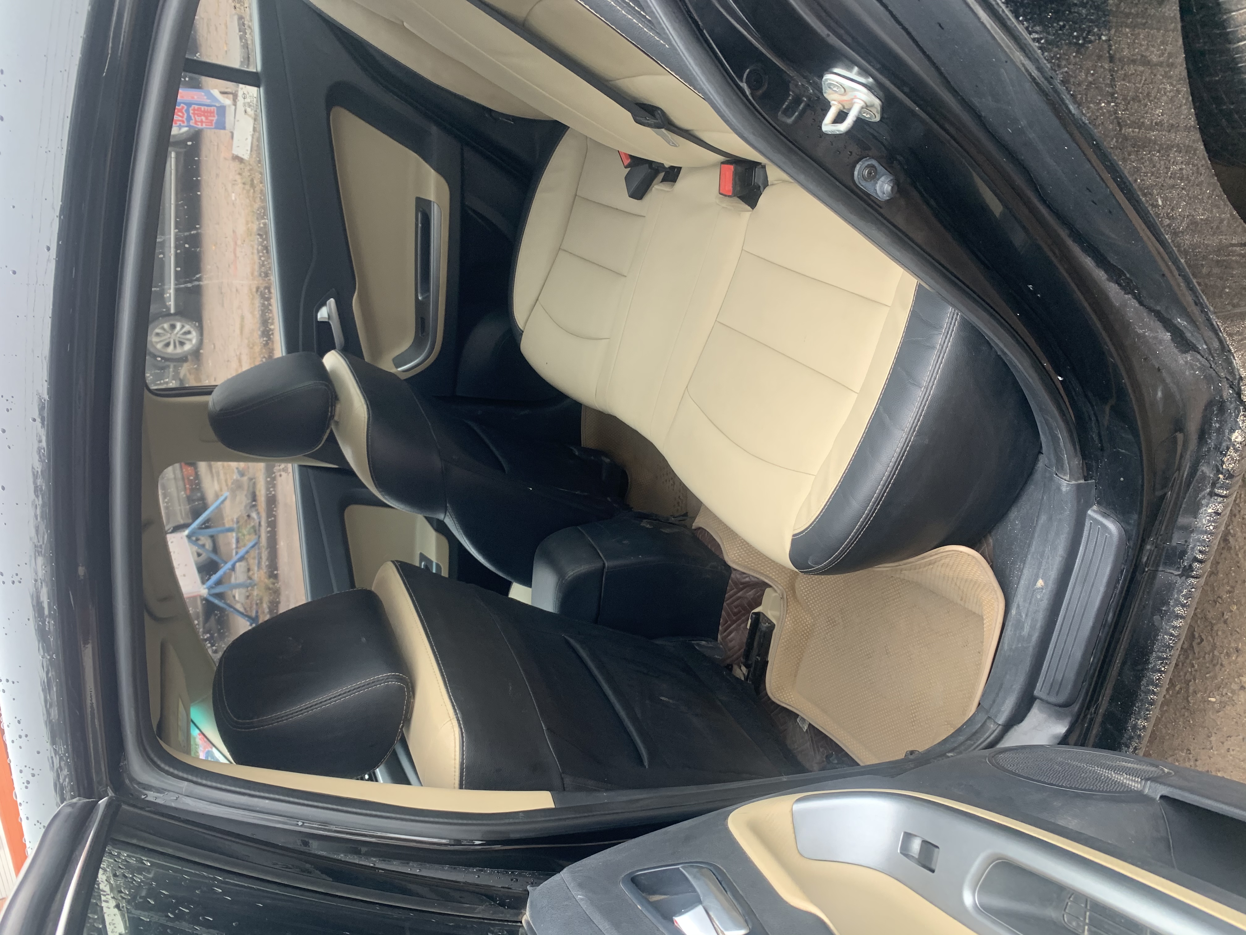 出售:16年海马m5